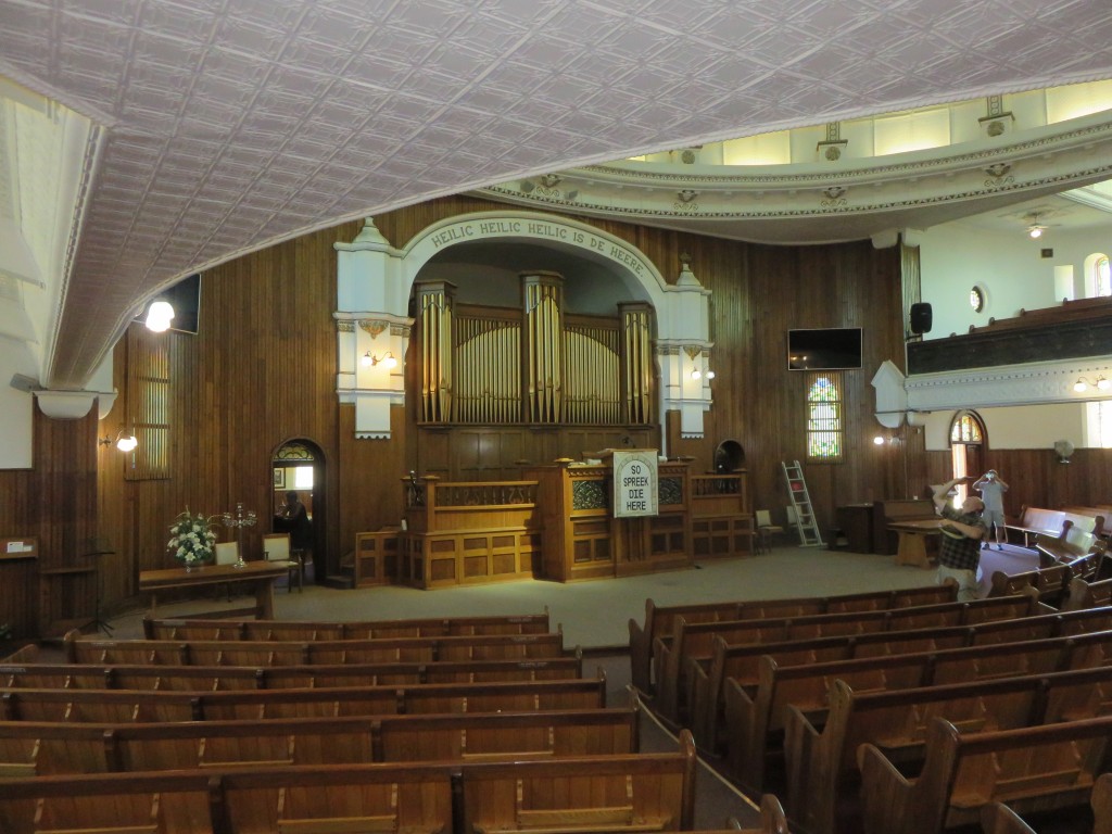 Kroonstad NG church inside